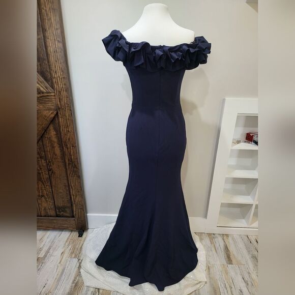 Xscape 4767 Naya Ruffled Off-the-Shoulder Scuba Gown NWT size 12 Navy Blue - Picture 5 of 6